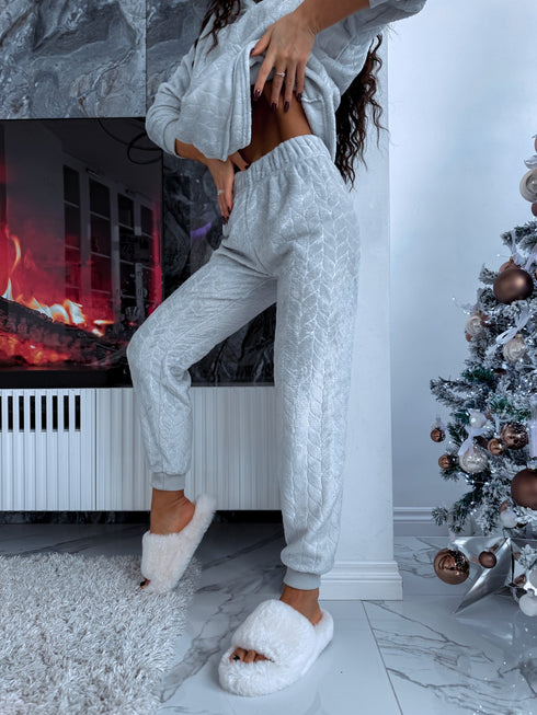 The warm HOME set "BRAID PATTERNS" - GRAY